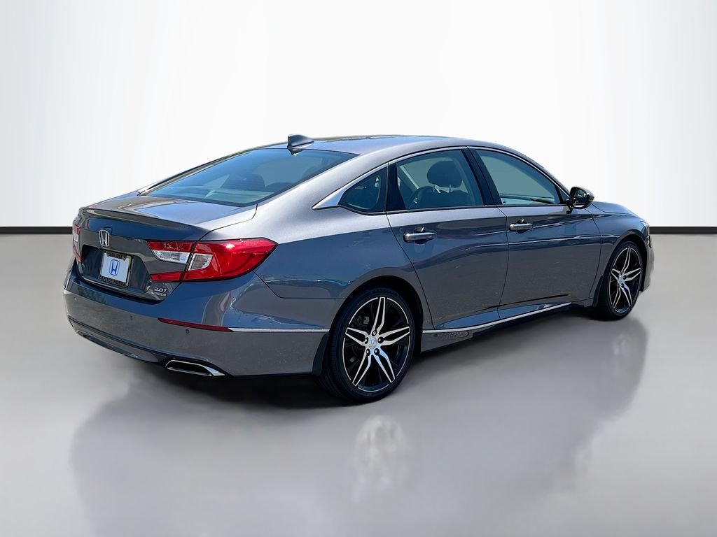 Used 2022 Modern Steel Metallic Honda Touring 2.0T image 5