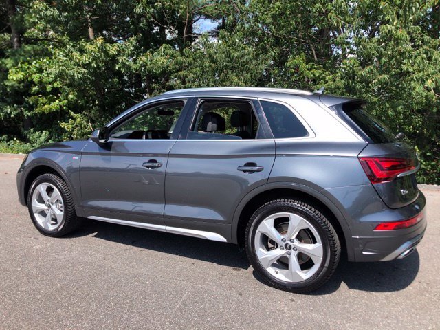 Used 2023 Daytona Gray Pearl Effect Audi 45 S line Premium image 6