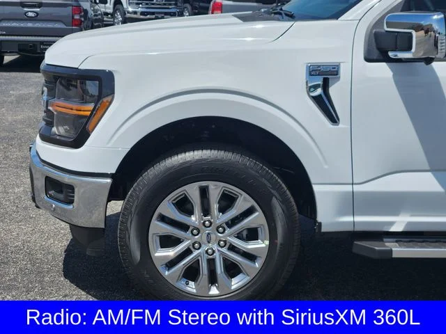 New 2026 Oxford White Ford XLT image 9
