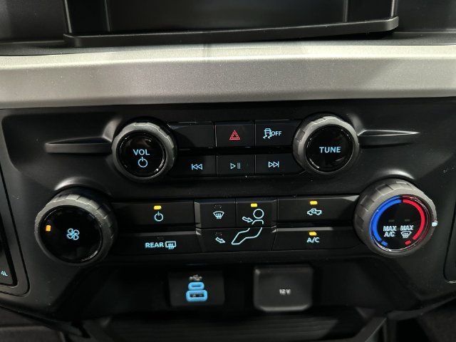 New 2027 White Ford XLT image 21