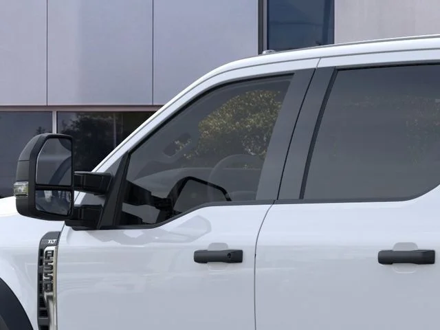 New 2026 Oxford White Ford XLT image 47