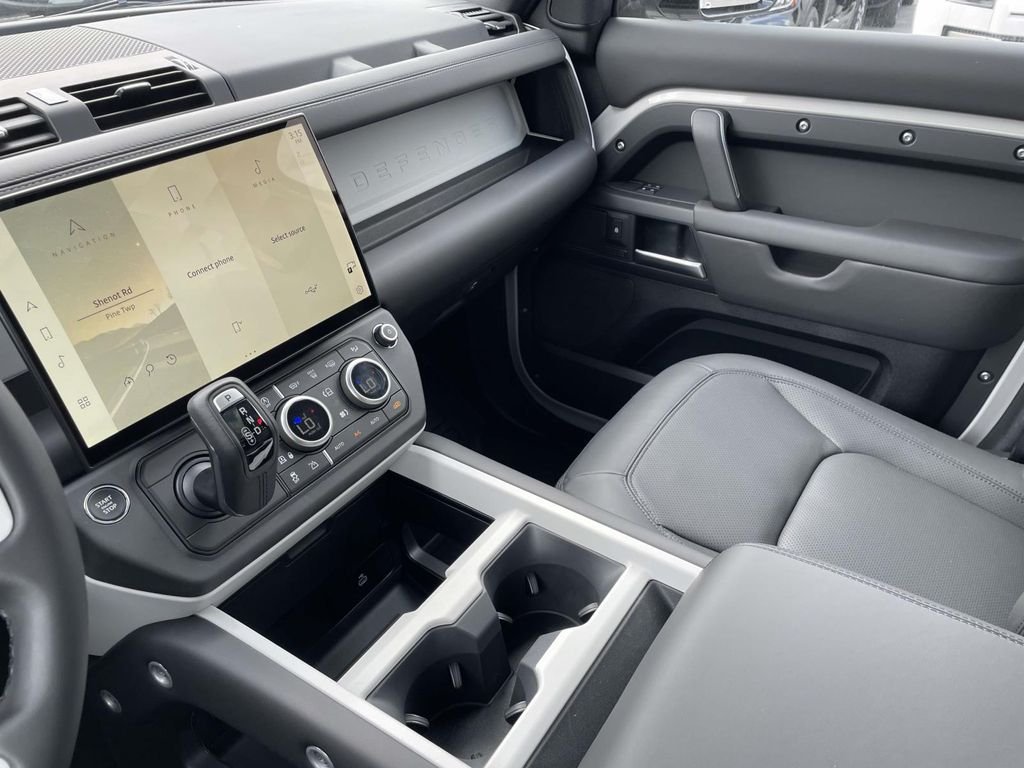 New 2026 Borasco Grey Land Rover X-Dynamic SE image 31