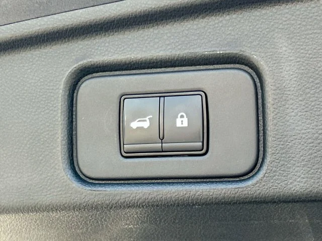 Used 2025 Gray Nissan SL image 14