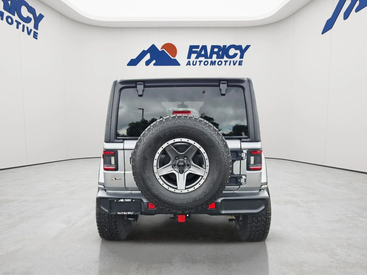 Used 2020 Billet Silver Metallic Jeep Sahara image 6
