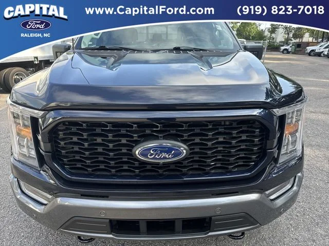 Used 2023 Blue Ford XLT image 10
