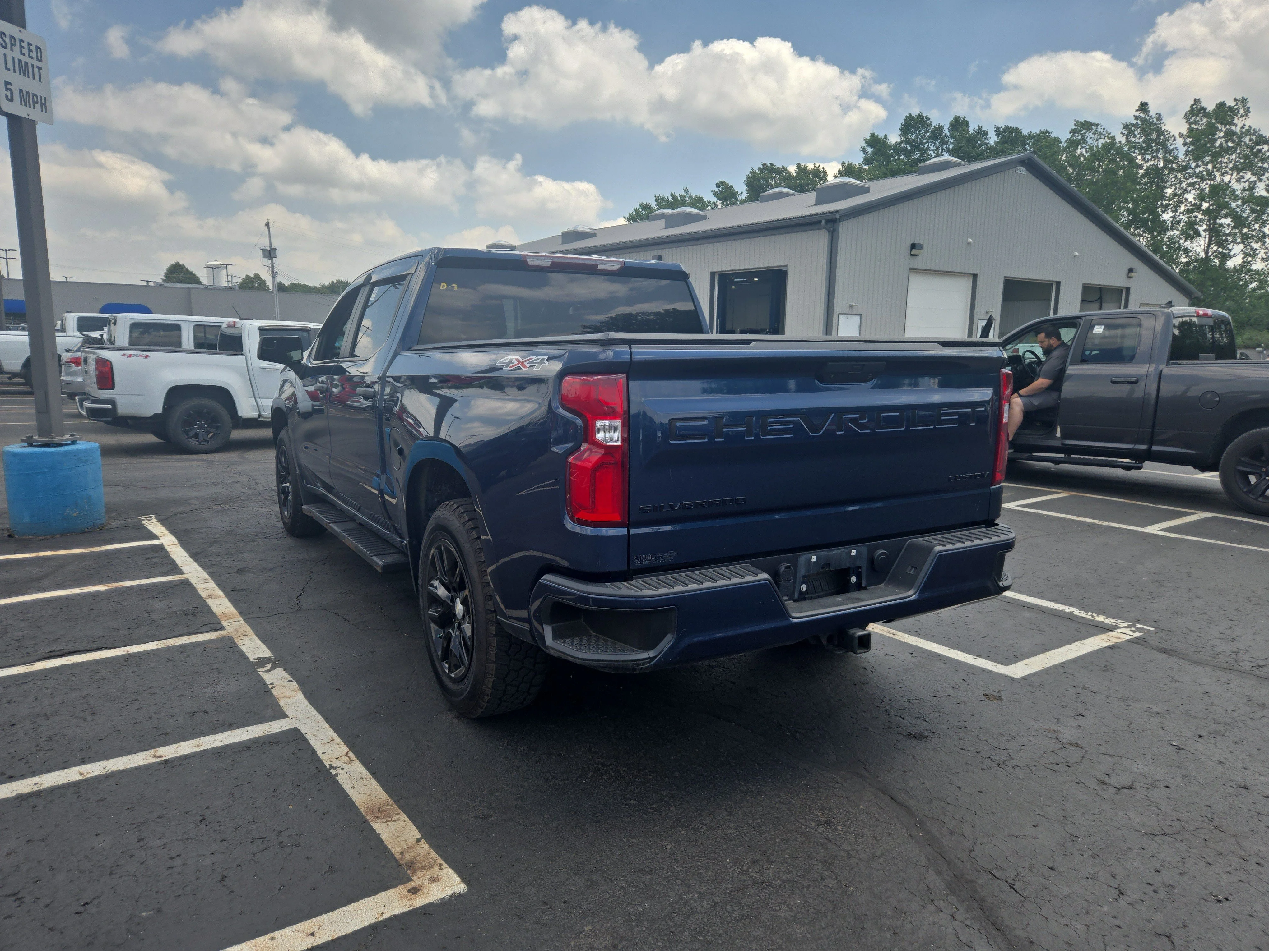 Used 2021 Northsky Blue Metallic Chevrolet Custom image 7