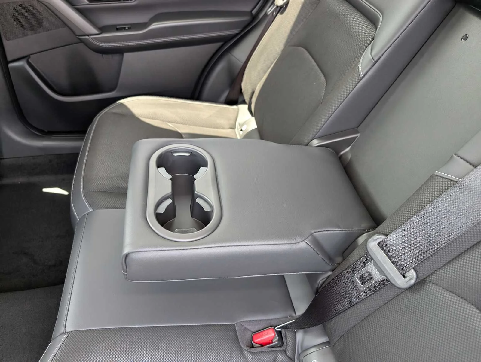 New 2026 Machine Gray Metallic Mazda 2.5 S Select image 16