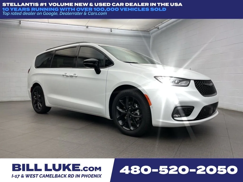 New 2026 White Chrysler Limited image 1