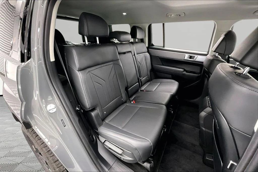 Certified Used 2026 Hampton Gray Hyundai XRT image 27