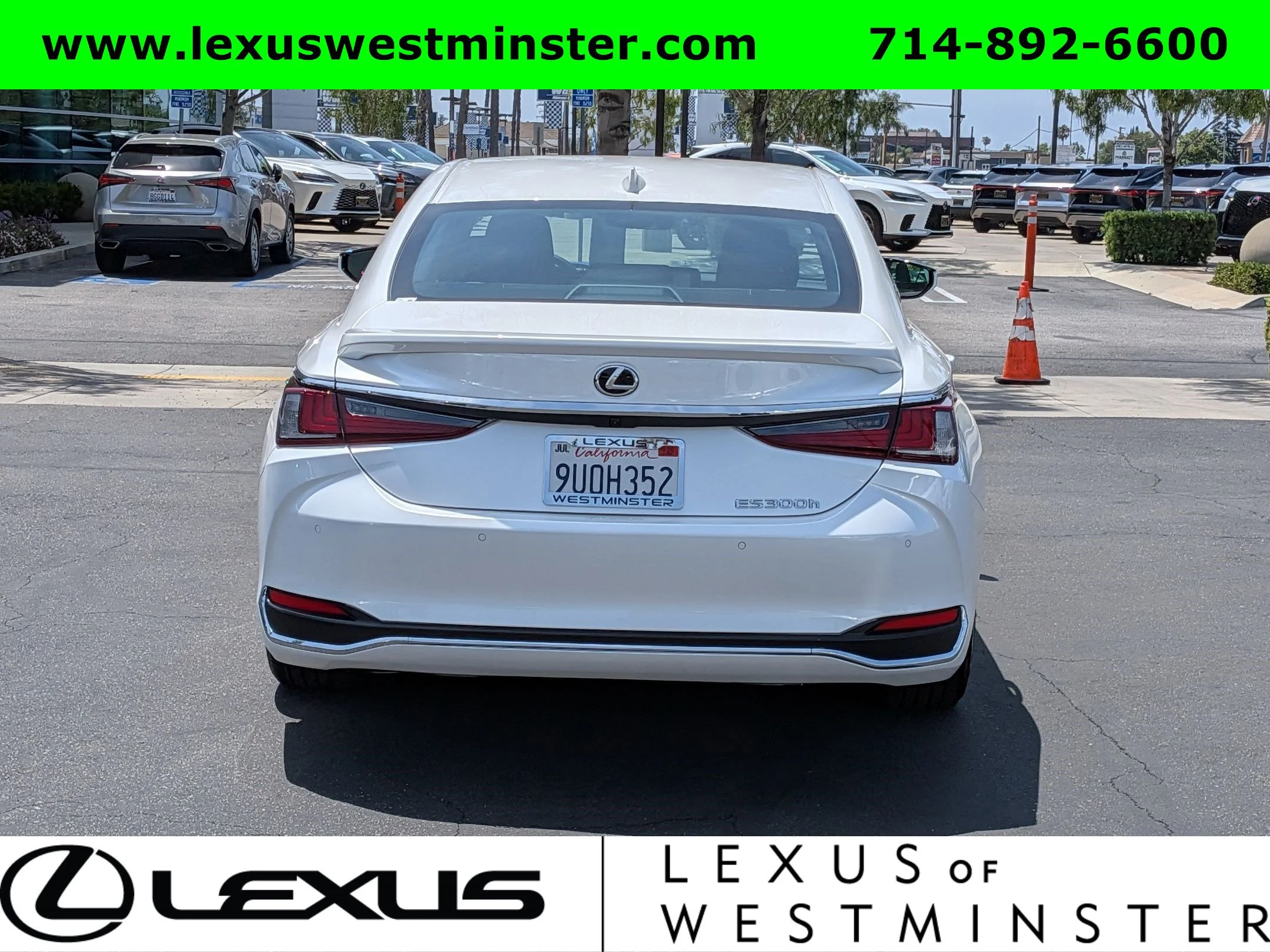 Certified Used 2025 EMINENT WHITE PEARL Lexus ES 300h image 9