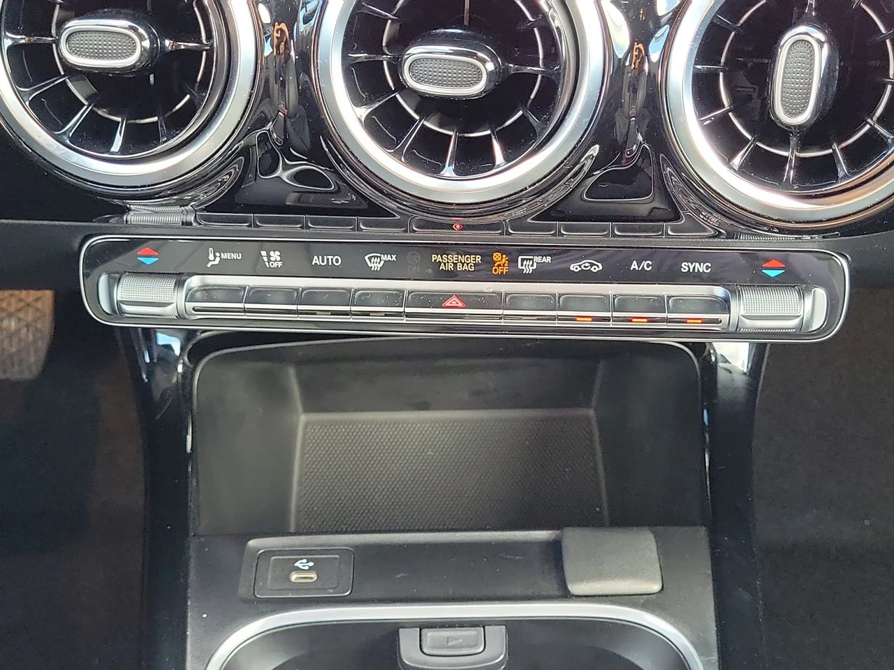 Certified Used 2026 White Mercedes-Benz CLA 250 image 18