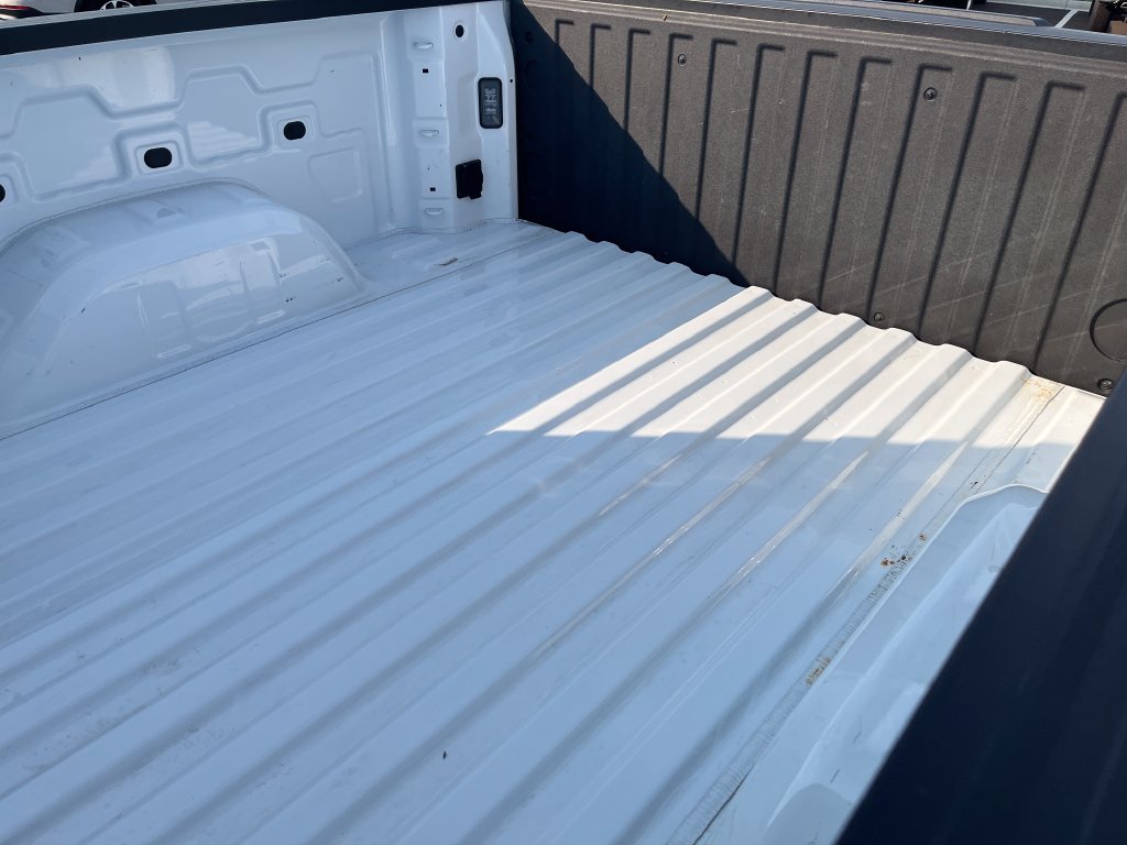 Used 2023 White Chevrolet LT image 10