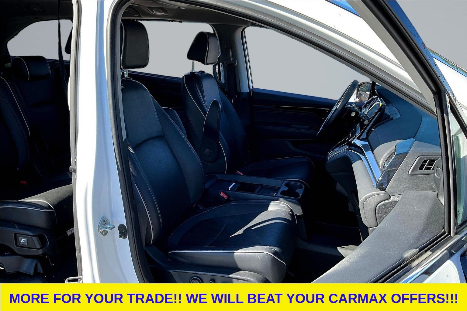 Used 2023 White Honda Elite image 25