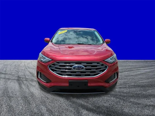 Used 2021 Red Ford SEL image 9