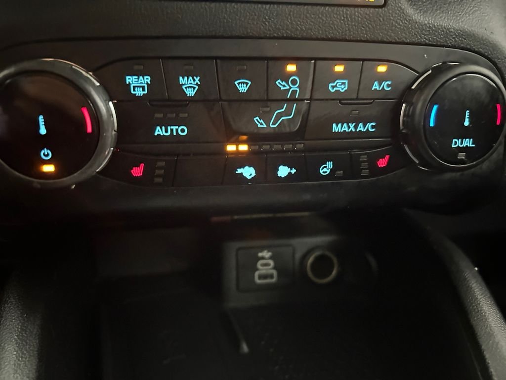 Used 2023  Ford Outer Banks image 30