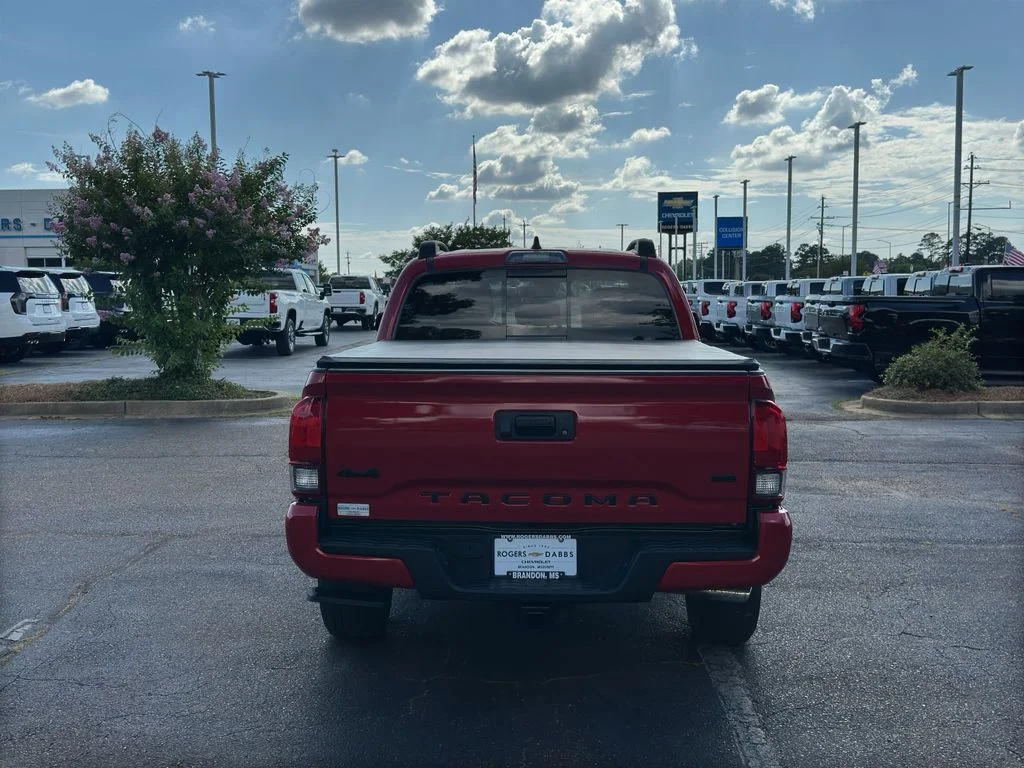 Used 2022 Red Toyota SR5 image 7