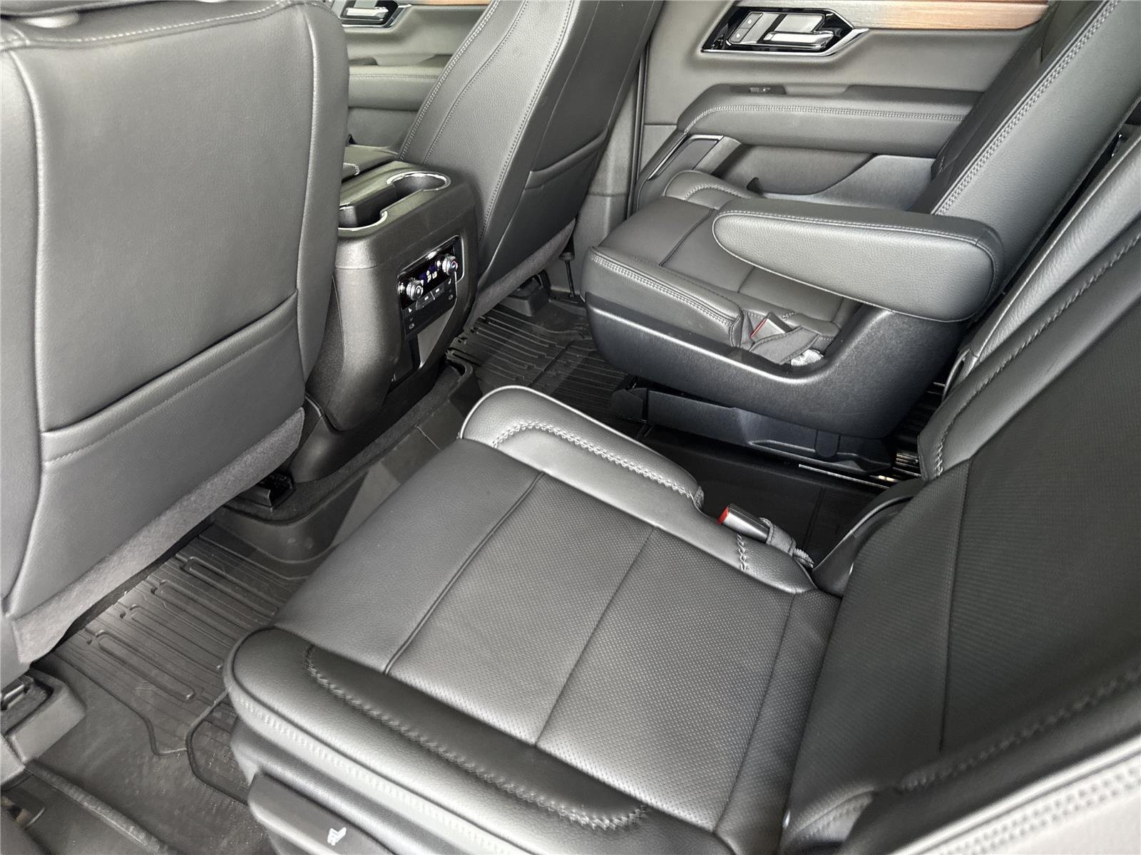 New 2026 Glacier White Tricoat GMC Denali image 30
