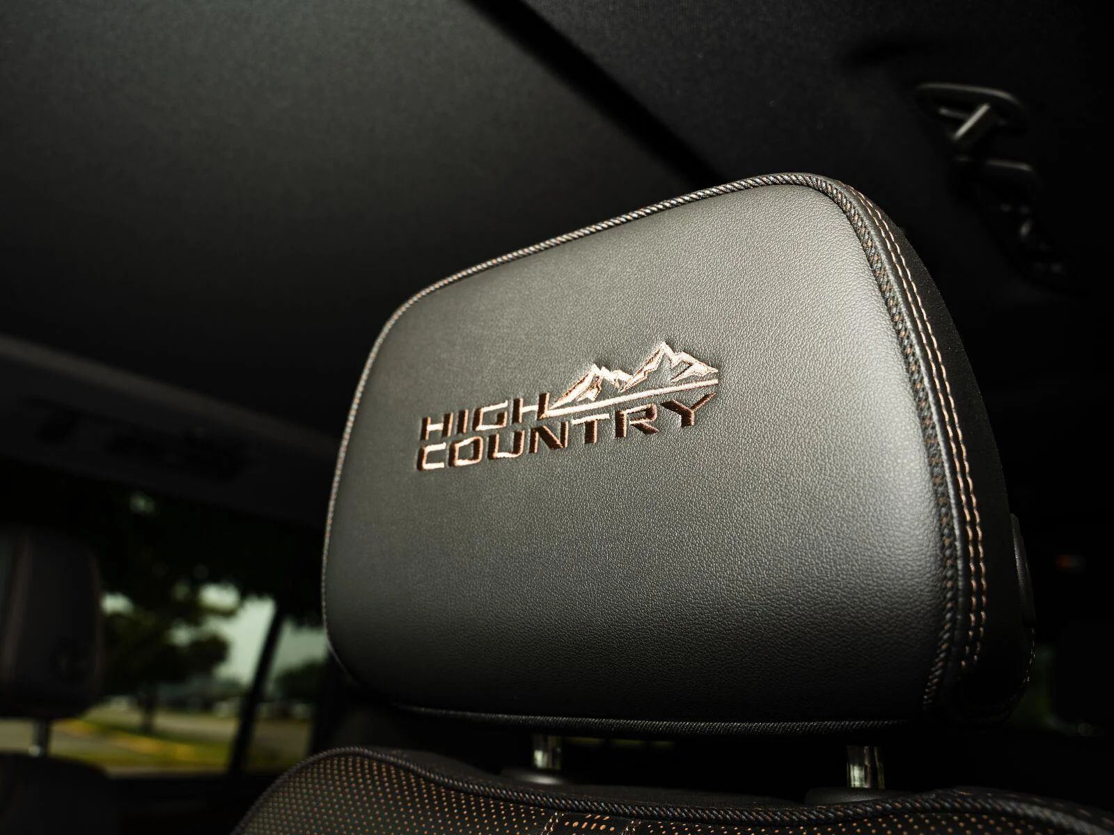 Used 2025 Sterling Gray Metallic Chevrolet High Country image 33