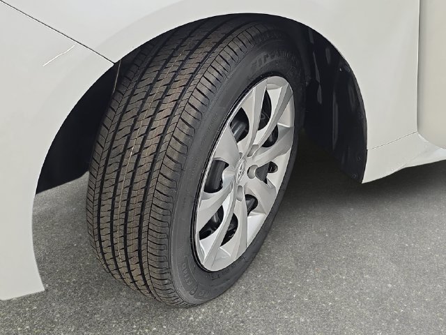 Certified Used 2025 White Toyota LE image 28