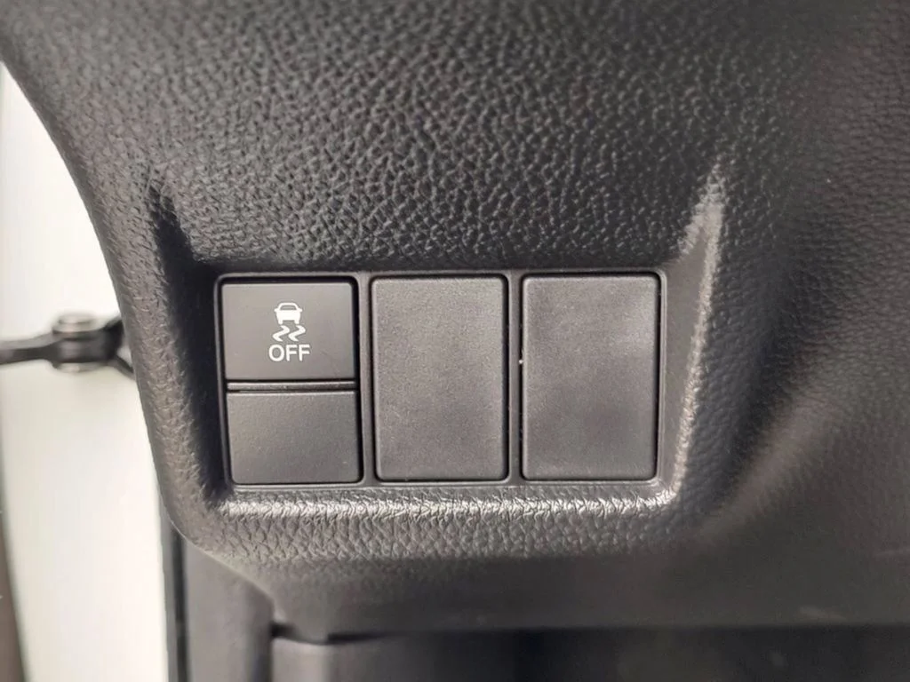 Used 2025 White Honda Sport image 23