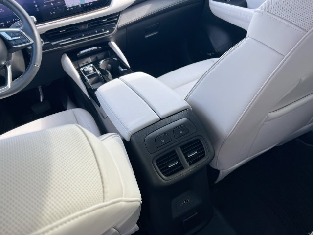 Used 2024 Black Buick Avenir image 26