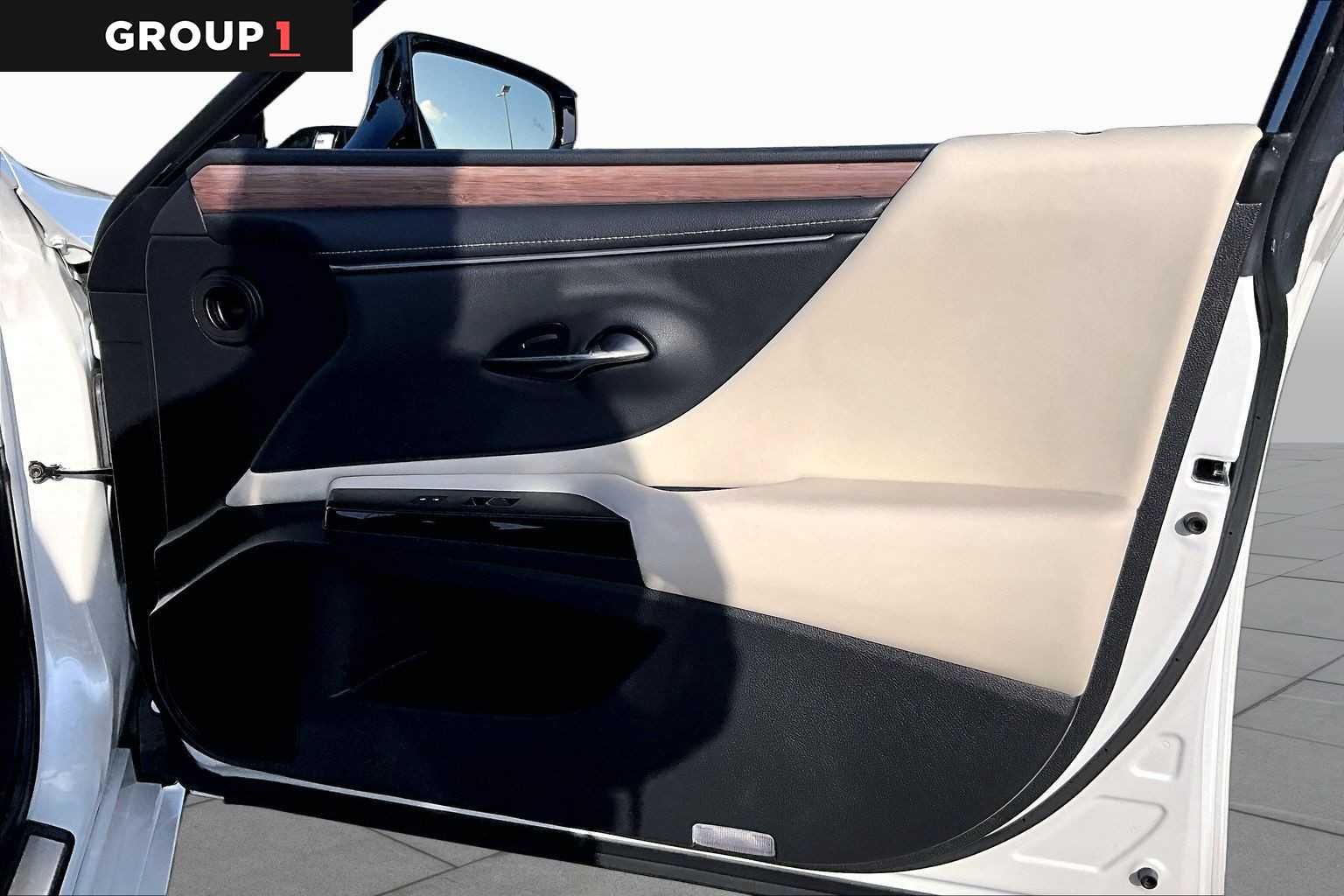 Certified Used 2024 Eminent White Pearl Lexus  image 20