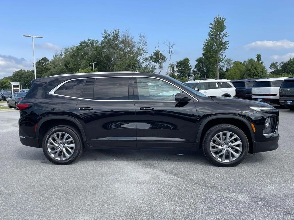 2025 Buick Enclave Preferred - Photo 29