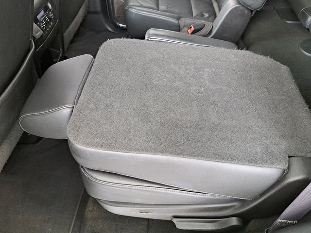 Used 2017 Silver GMC SLT image 24