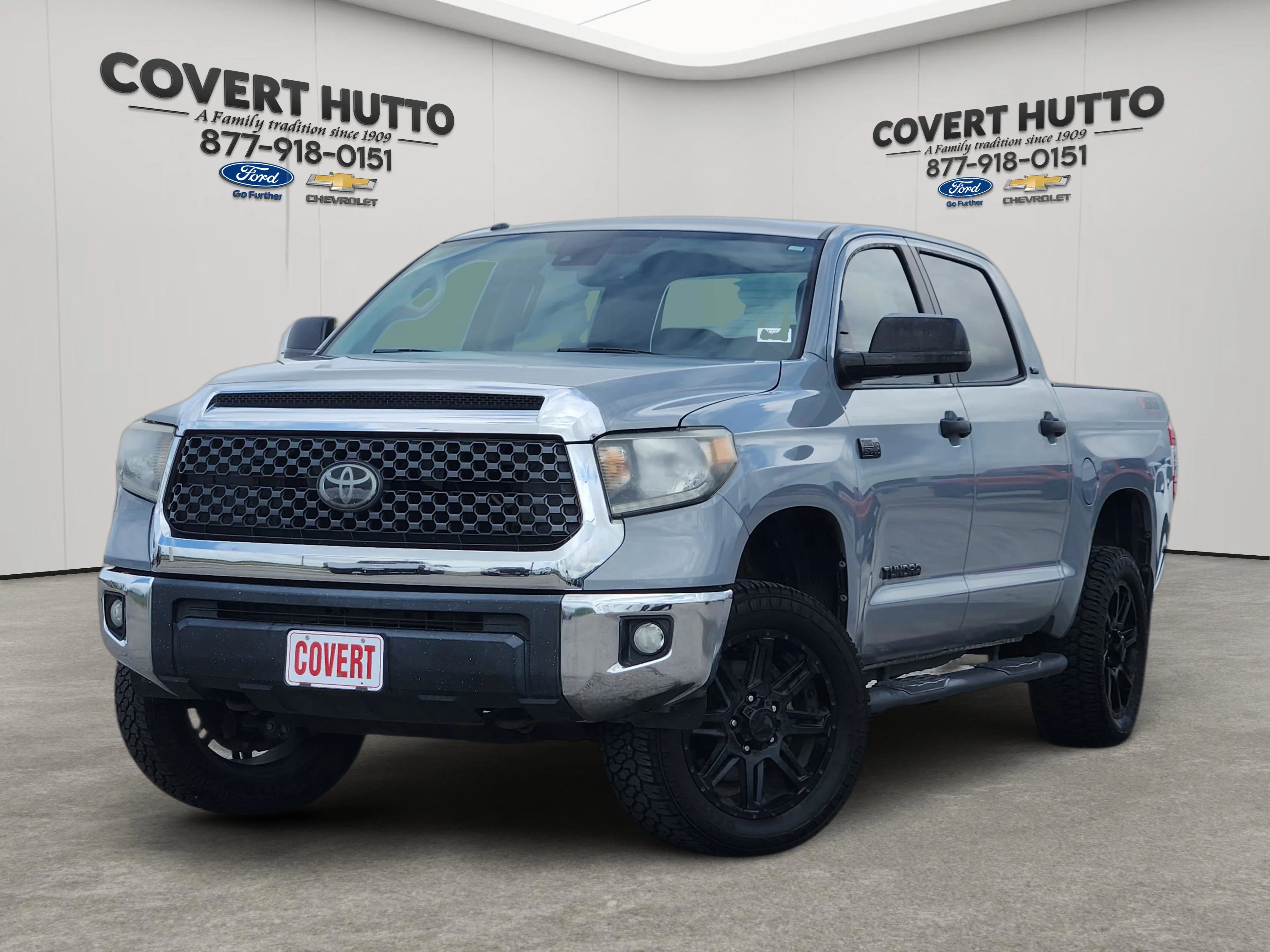 Used 2019  Toyota SR5 image 1