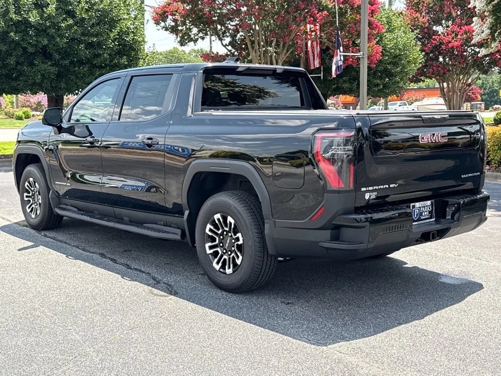 2026 GMC Sierra EV Elevation - Photo 31