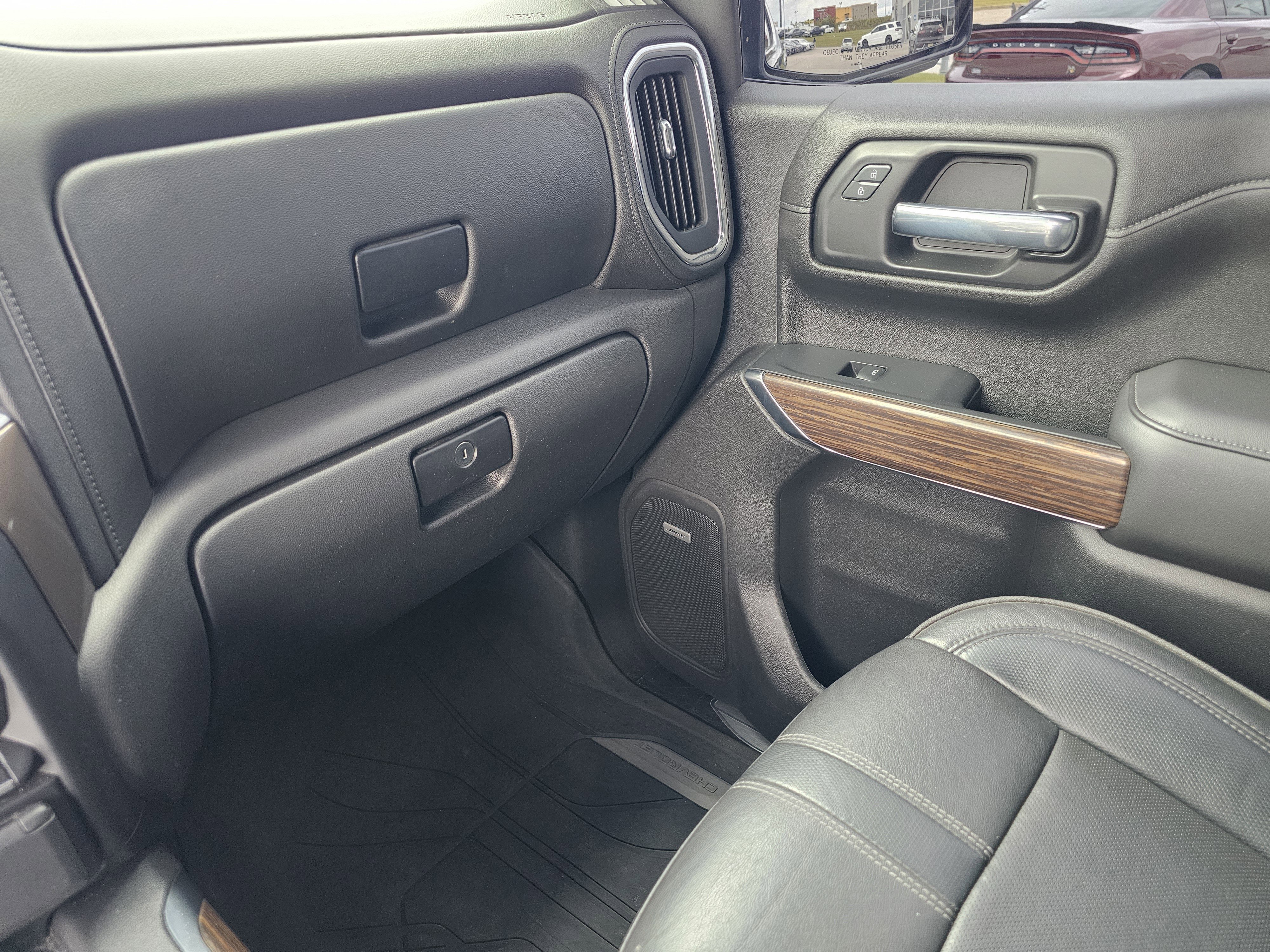 Used 2021 Northsky Blue Metallic Chevrolet High Country image 29