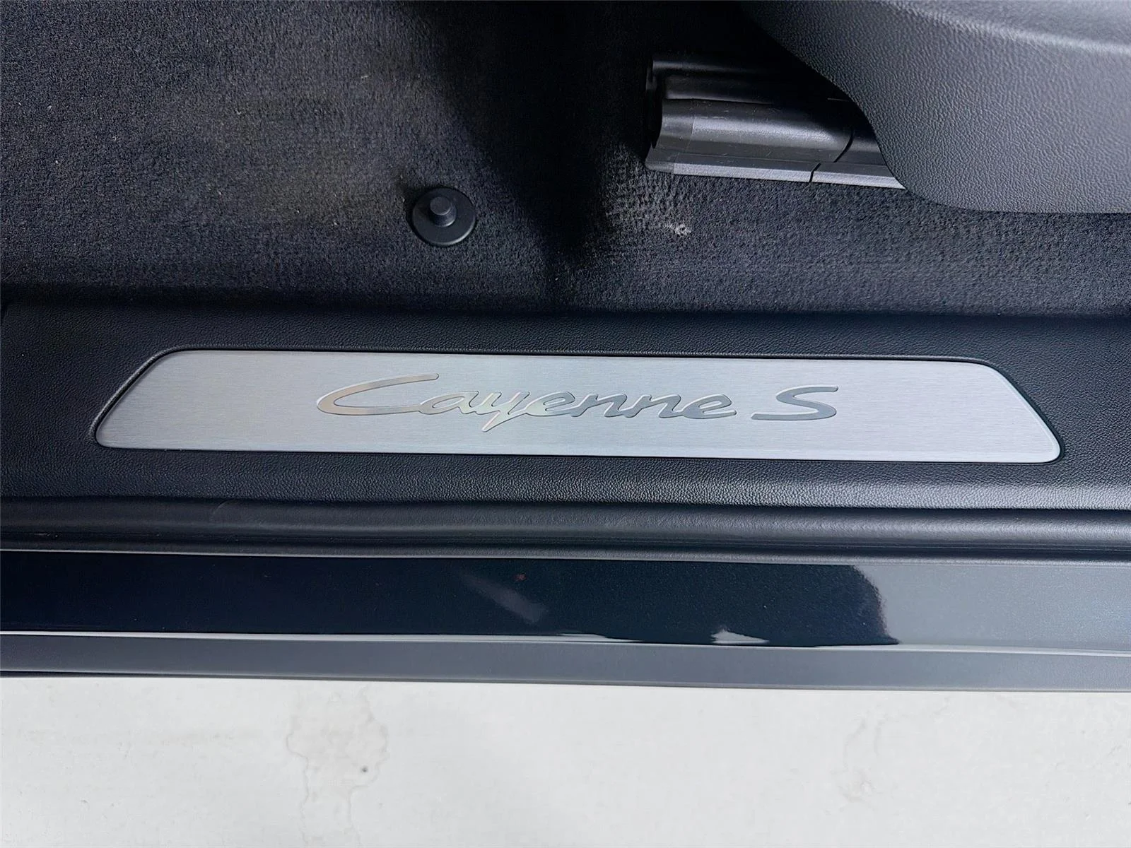 New 2026 Chromite Black Metallic Porsche S image 10