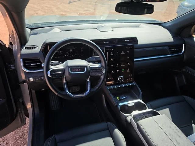 Used 2026 Riverstone Metallic GMC Elevation image 33