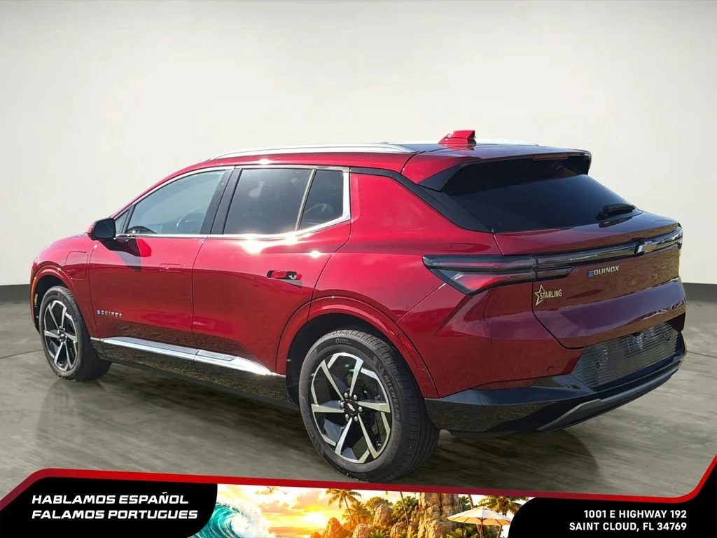 Used 2025 Radiant Red Tintcoat Chevrolet LT image 4