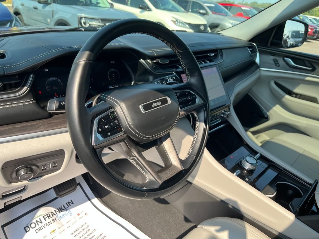 Used 2022 Red Jeep Overland image 14