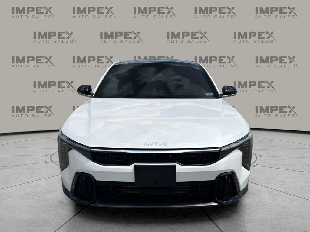 Used 2025 White Kia GT-Line Turbo image 8