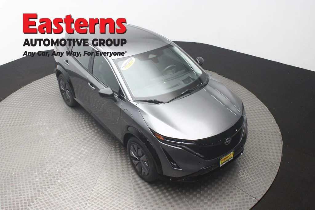 Used 2023 Gray Nissan ENGAGE image 3