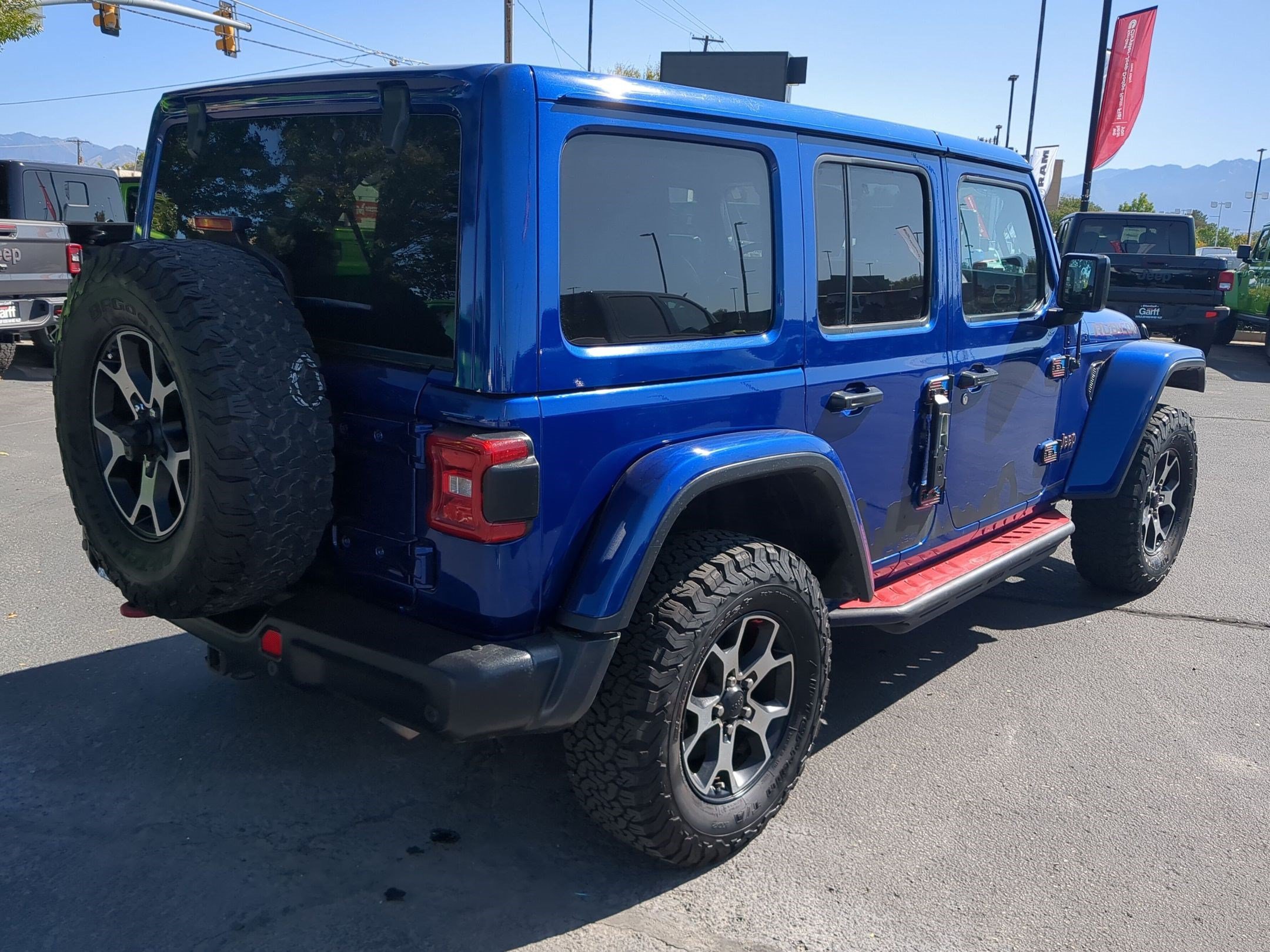 Used 2018 Ocean Blue Metallic Clearcoat Jeep Rubicon image 4