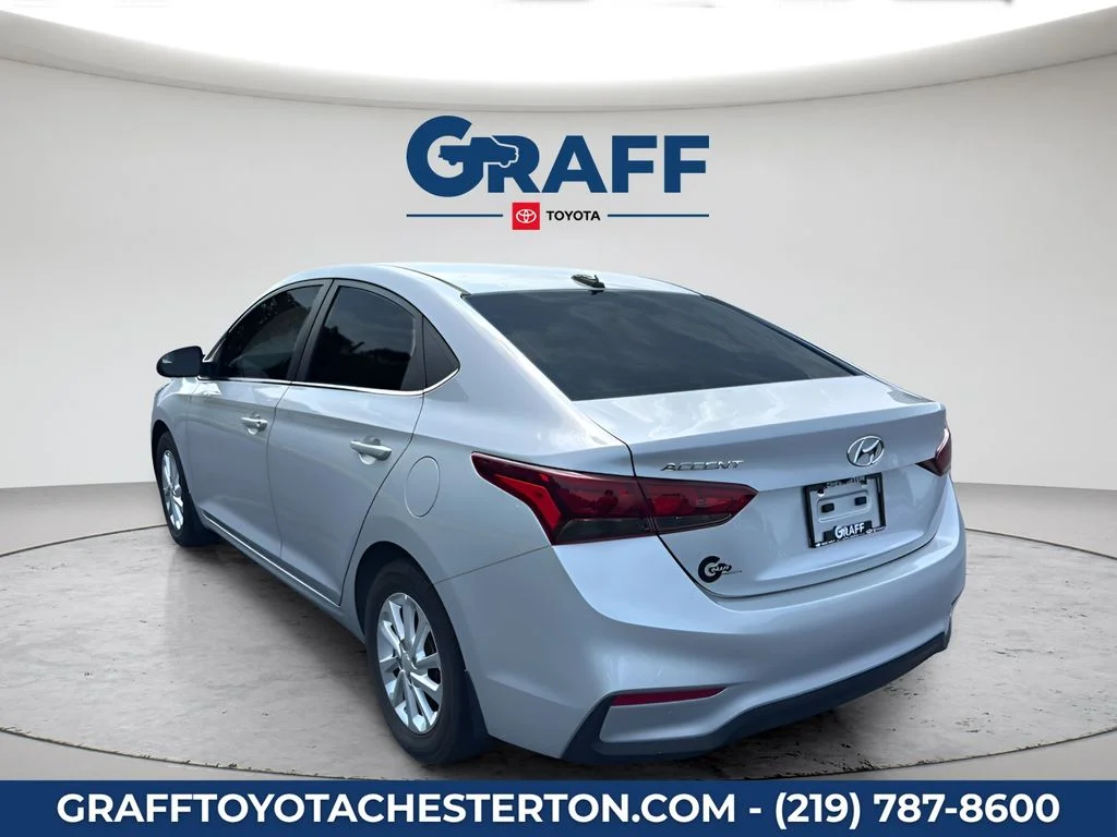 Used 2021 Silver Hyundai SEL image 9