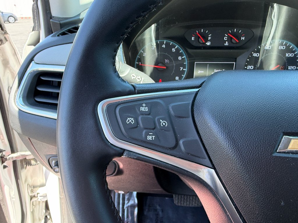 Used 2018 Iridescent Pearl Tricoat Chevrolet LT image 14