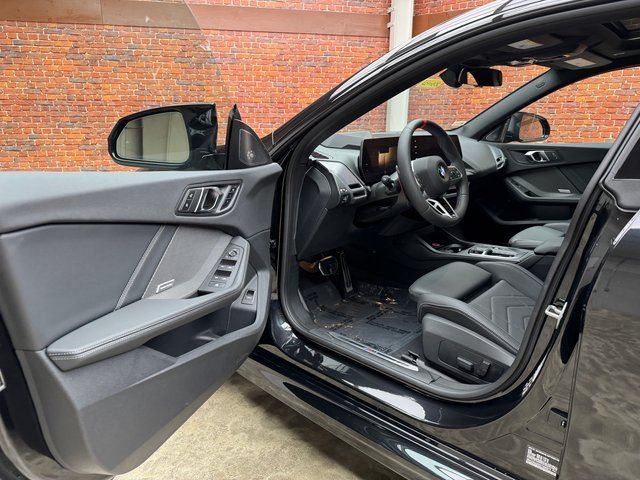 2025 BMW 2 Series M235 - Photo 9