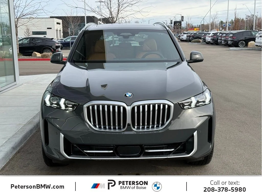 New 2026 Gray BMW xDrive40i image 8