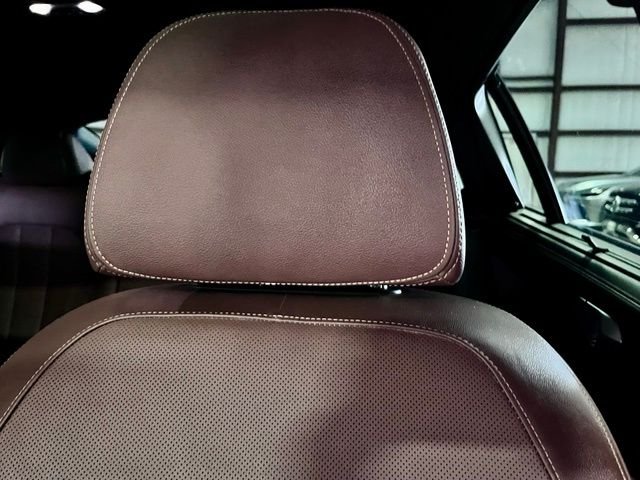 Used 2021 Gray BMW M50i image 17