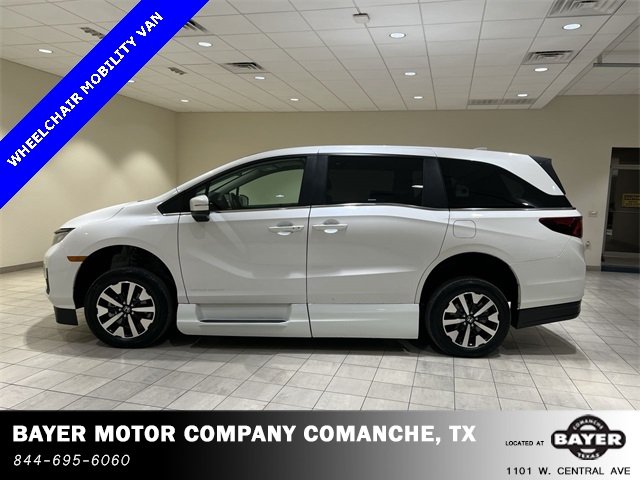 2025 Honda Odyssey EX-L photo 2