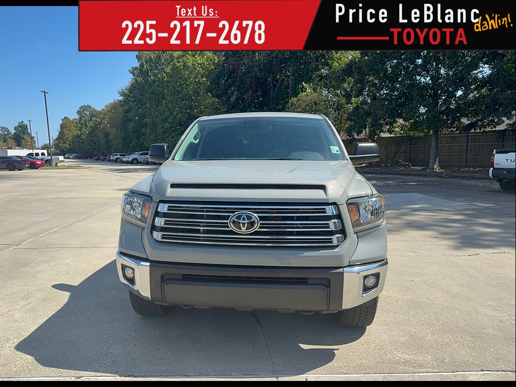 Used 2021 Cement Toyota SR5 image 1