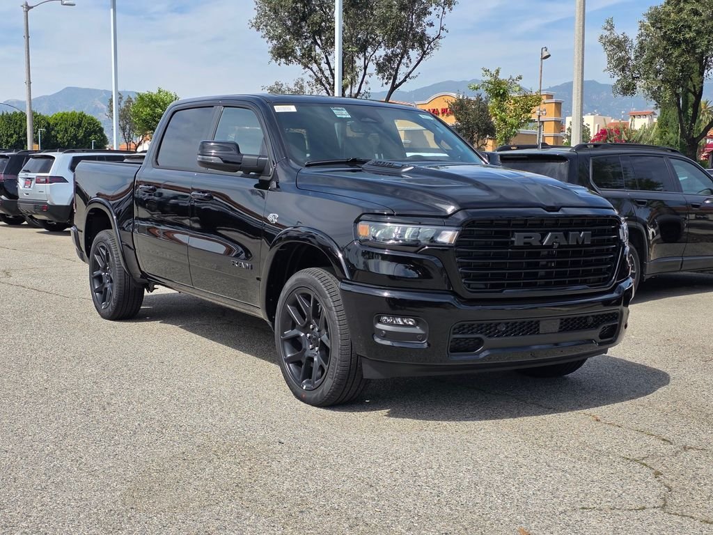 Diamond Black Crystal Pearl-Coat Exterior Paint 2026 RAM 1500 Laramie Crew Cab 4WD Pickup Truck Four-Wheel Drive