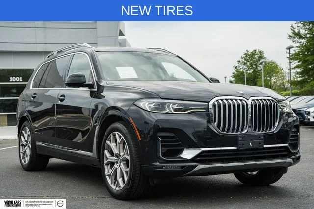 2020 BMW X7 xDrive40i's photo