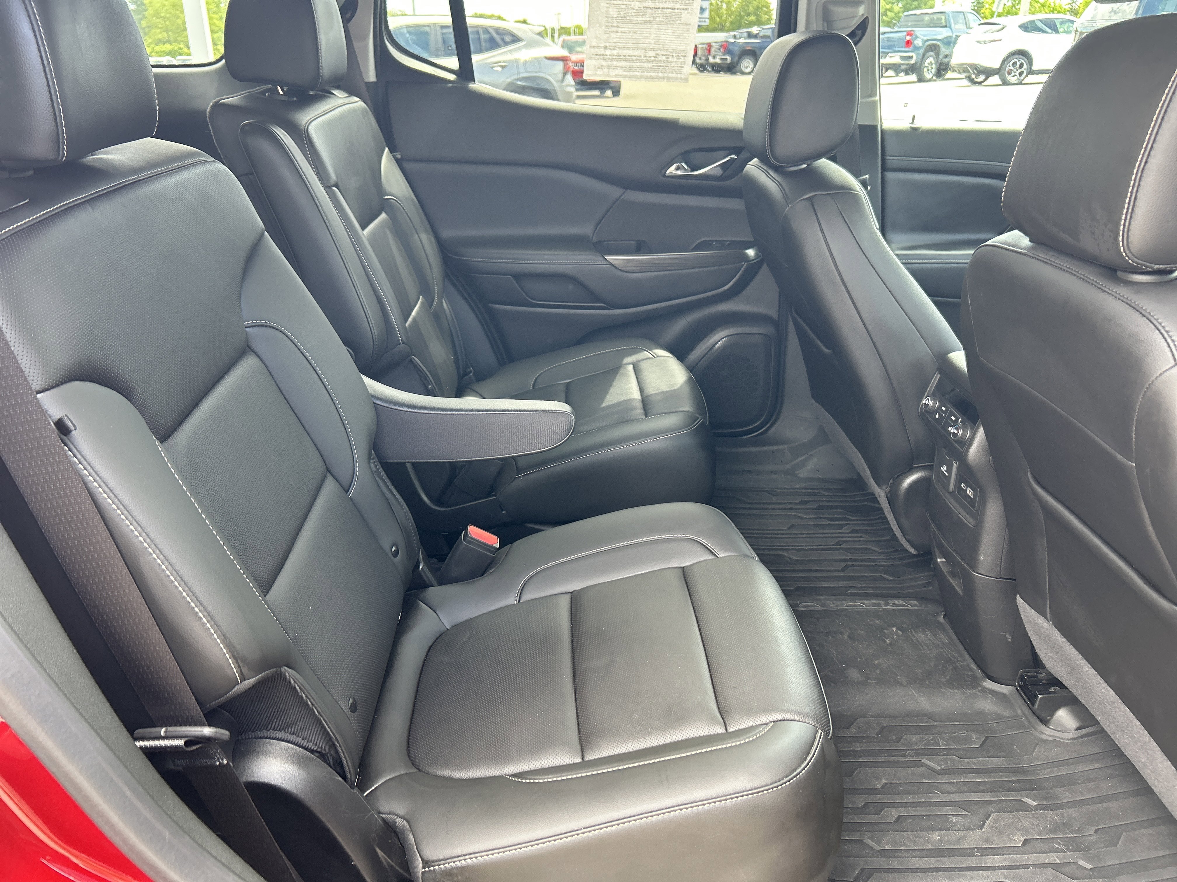 Used 2023 Volcanic Red Tintcoat GMC SLT image 13