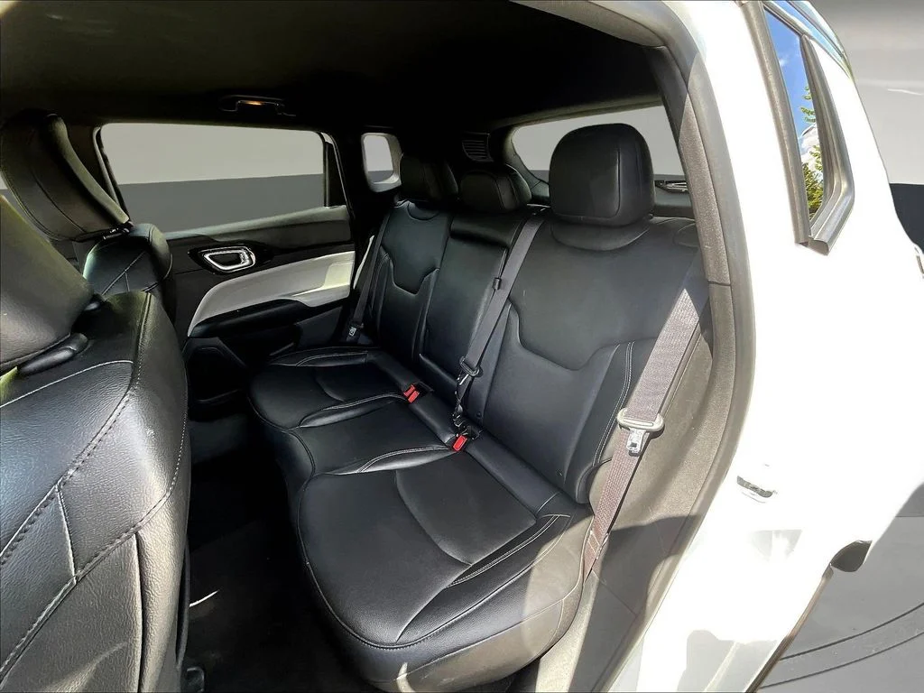 Certified Used 2025 White Jeep Limited image 25