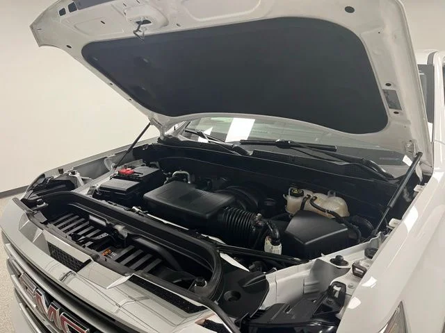 Used 2023 White GMC SLE image 56